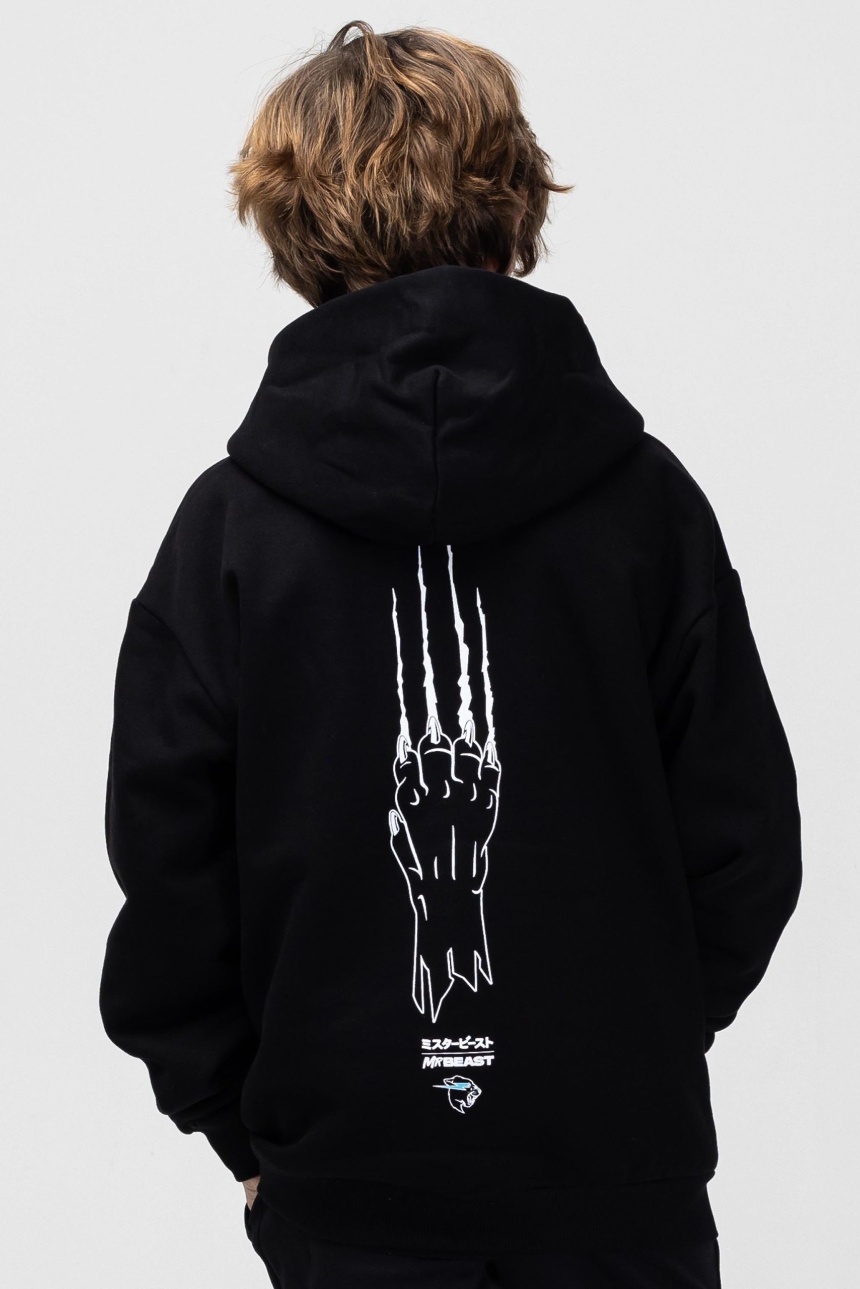 MB0246-BLKYOUTHBLADEHOODIE_0010_85Q4MrBeast.StoreKids2024copy-1.jpg