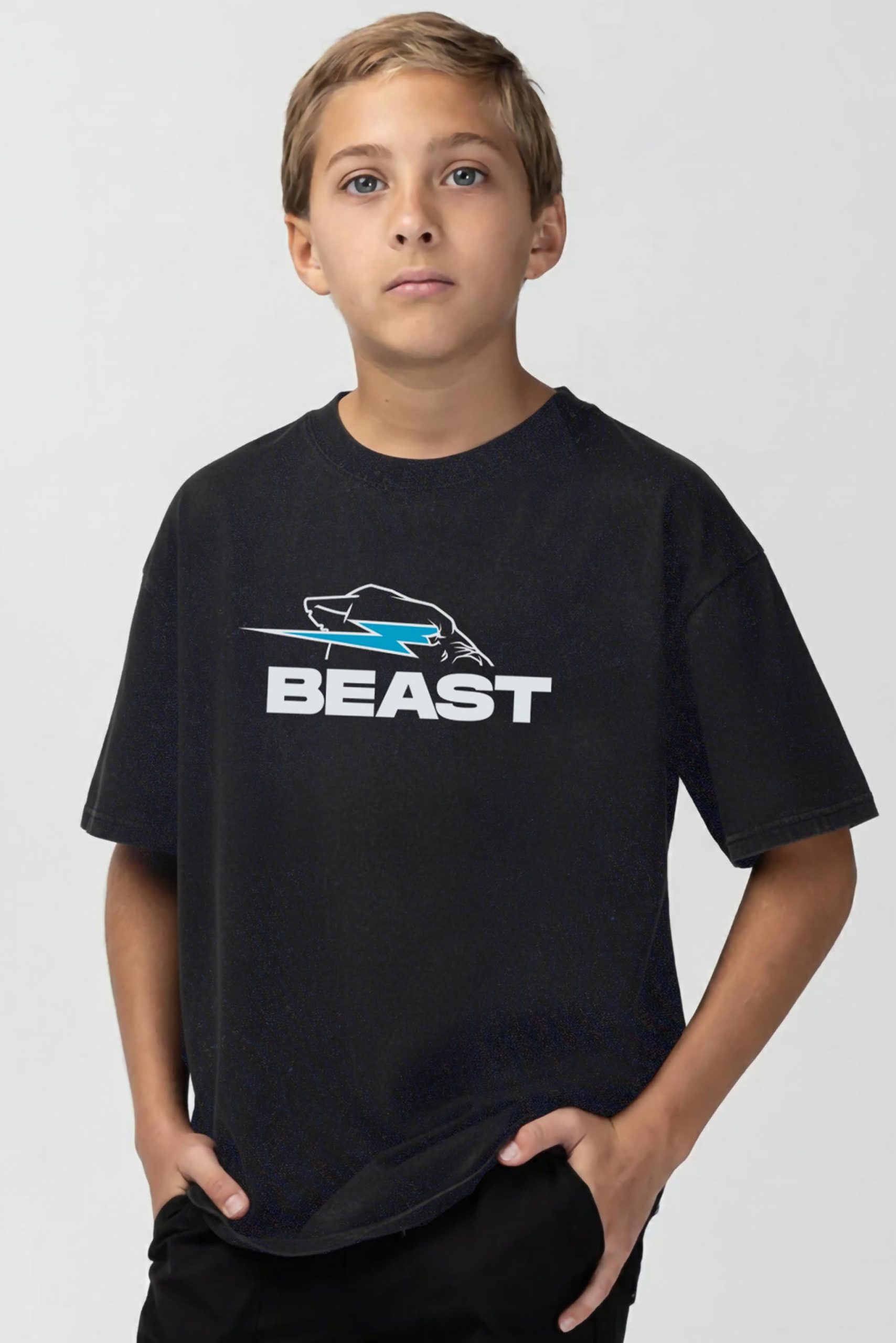 MB0279-VBLK_0000_Youth-Beast-Originals-2-Tee-vintage-black-front-Model-1.jpg