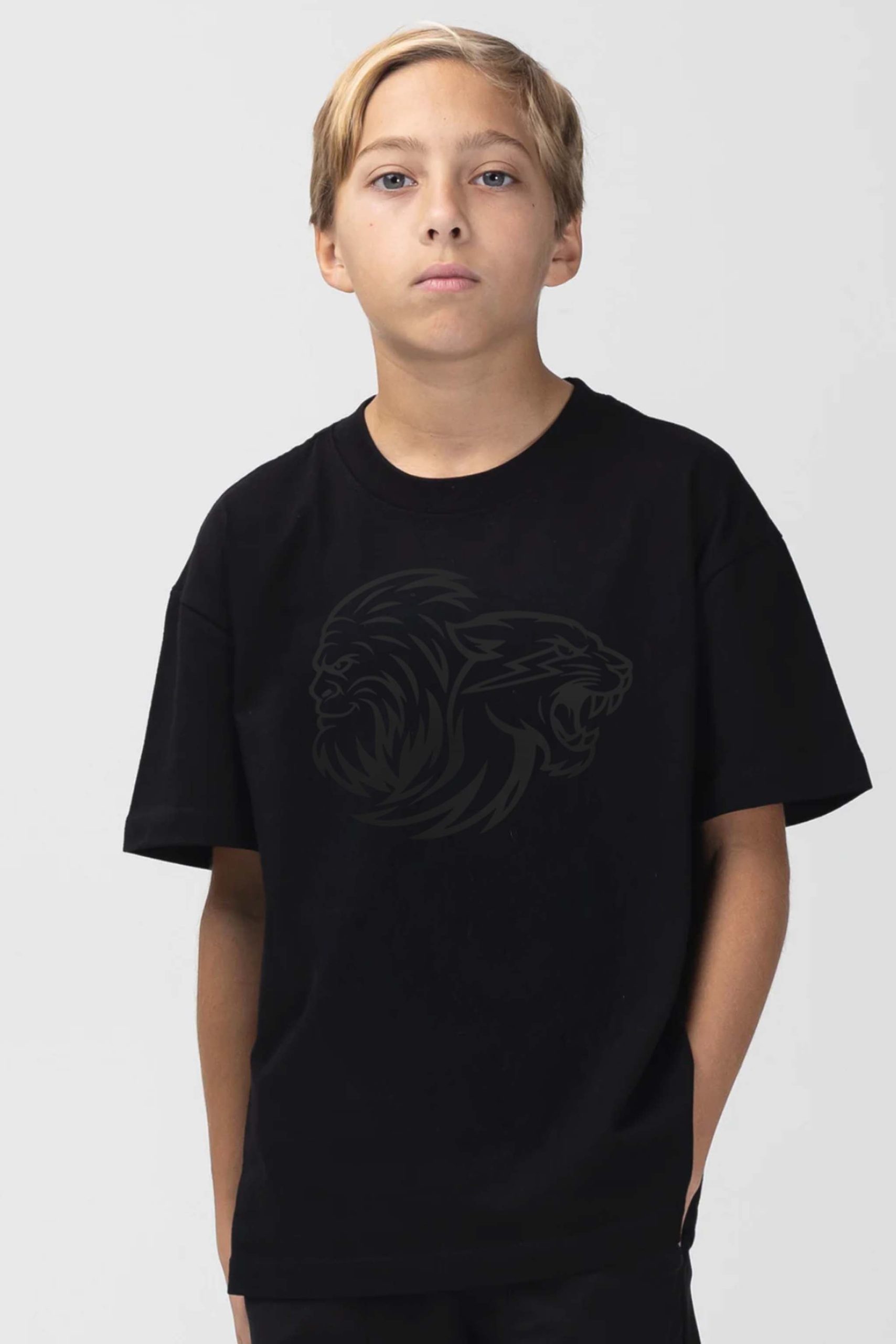 MB0295-BLK_0004_mbxjl-yinyang-kids-tee-black-front-1.jpg