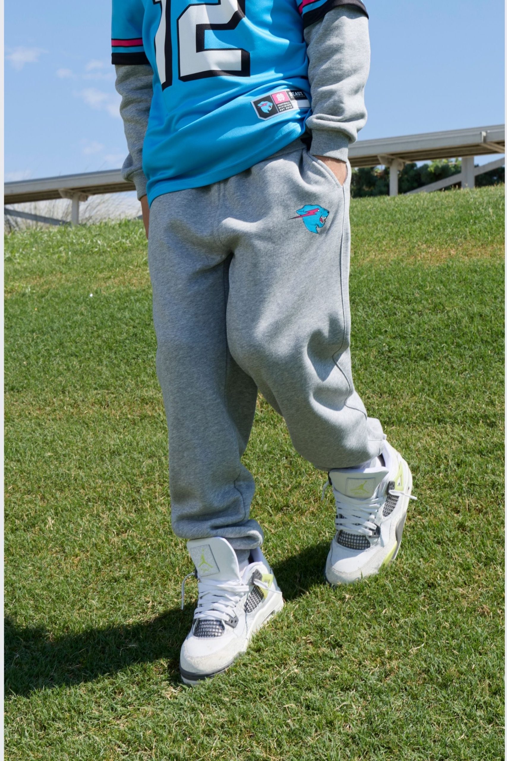 Pants_GRY_lifestyle-1.jpg