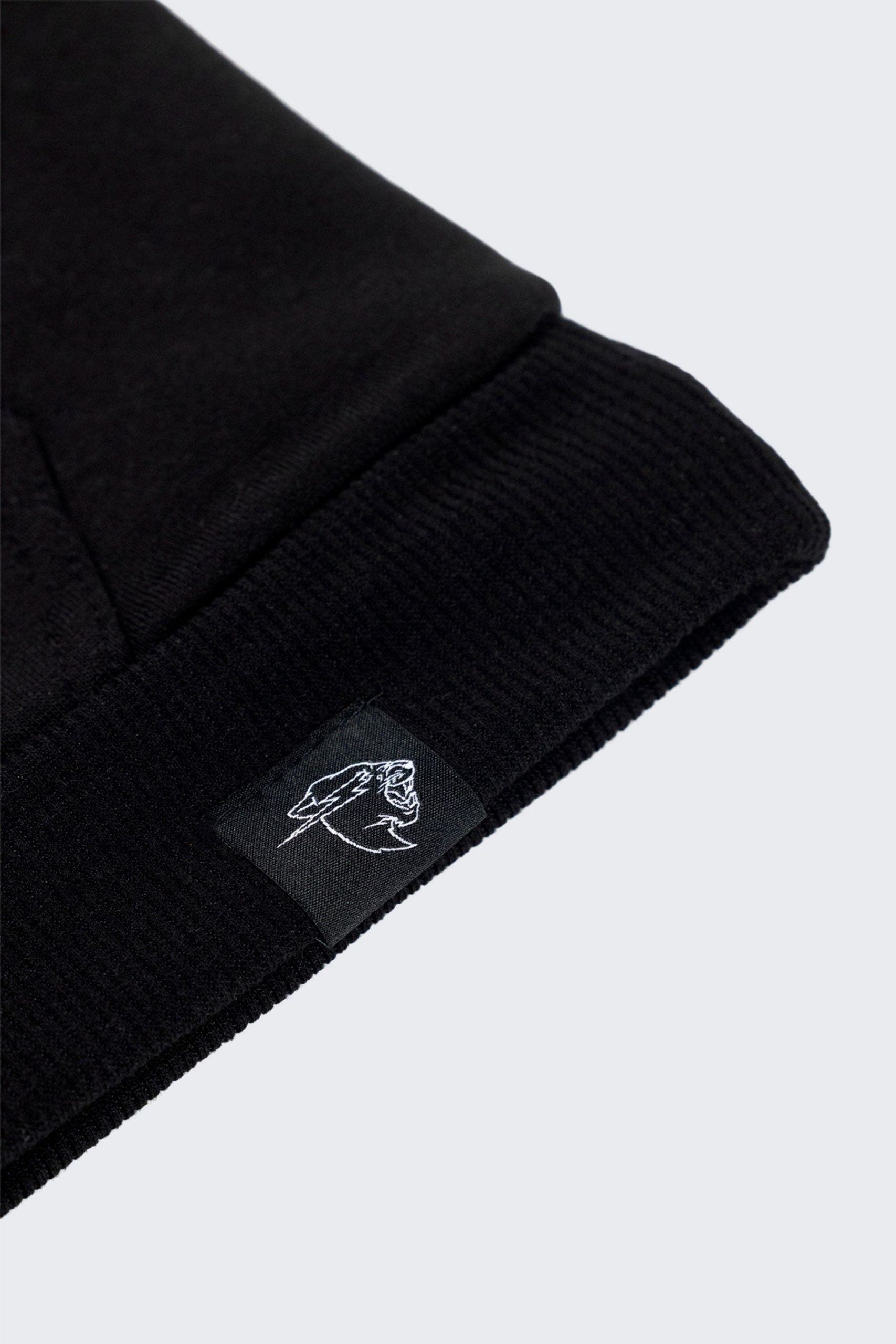 T_Hem_Black_2-1.jpg